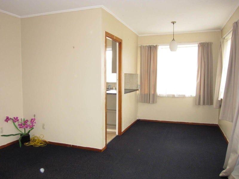 1/7 Laburnum Road, New Windsor, Auckland - Carousel 2