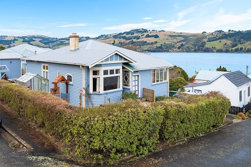 8 Ohau Street, Ravensbourne, Dunedin - Carousel 1