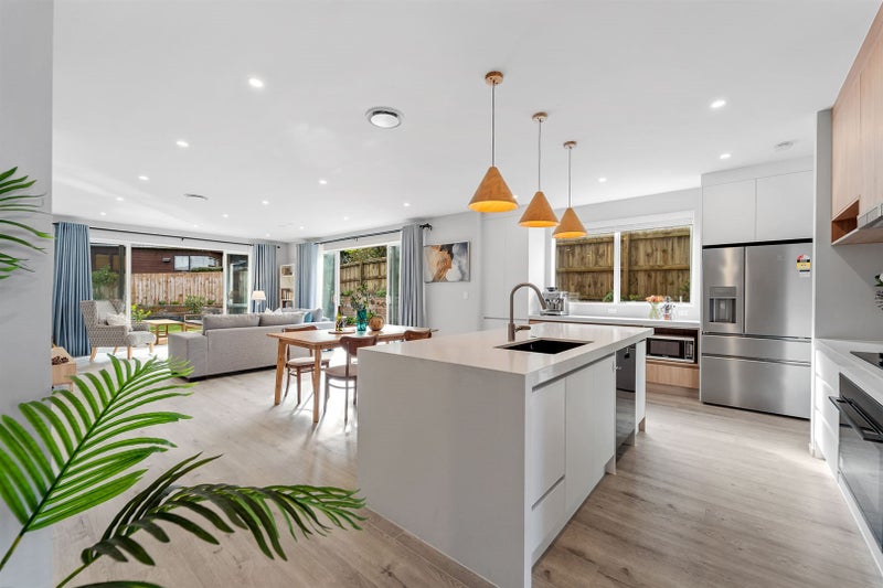 7 Marlin Street, West Harbour, Auckland - Carousel 2