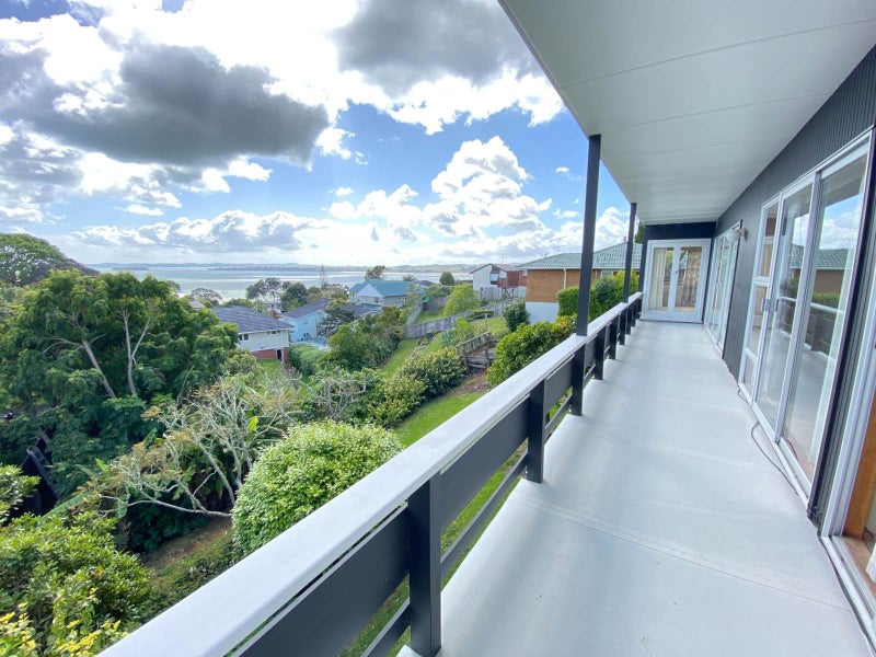 16 Callender Place, Shelly Park, Auckland - Carousel 1