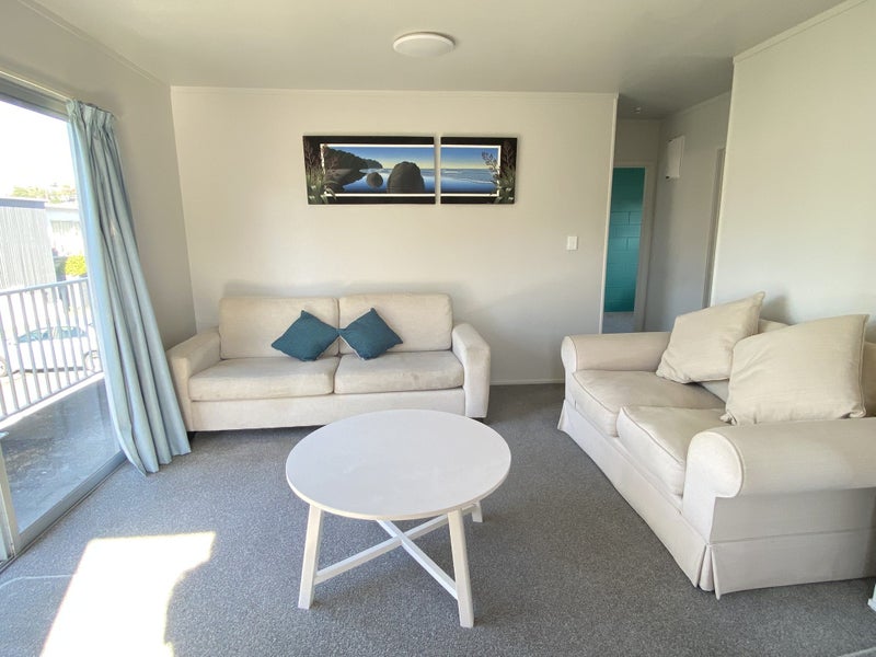 10/43 Anzac Road, Browns Bay, Auckland - Carousel 1