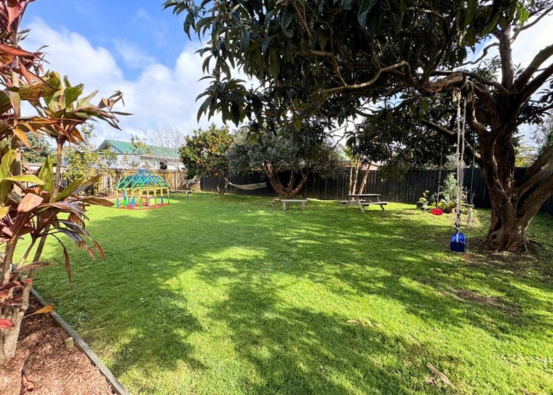 5A Waipani Road, Te Atatu Peninsula, Auckland - Carousel 2