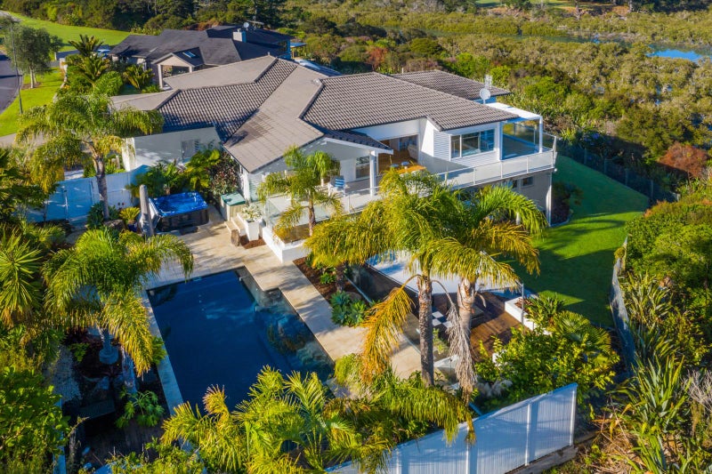 35 Schopolo Place, Schnapper Rock, Auckland - Carousel 2