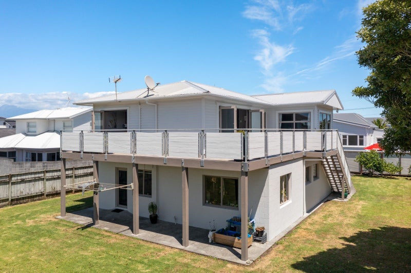 19A Beach Street, Fitzroy, New Plymouth - Carousel 2
