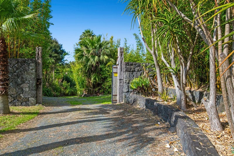 257 Pine Valley Road, Silverdale - Carousel 1