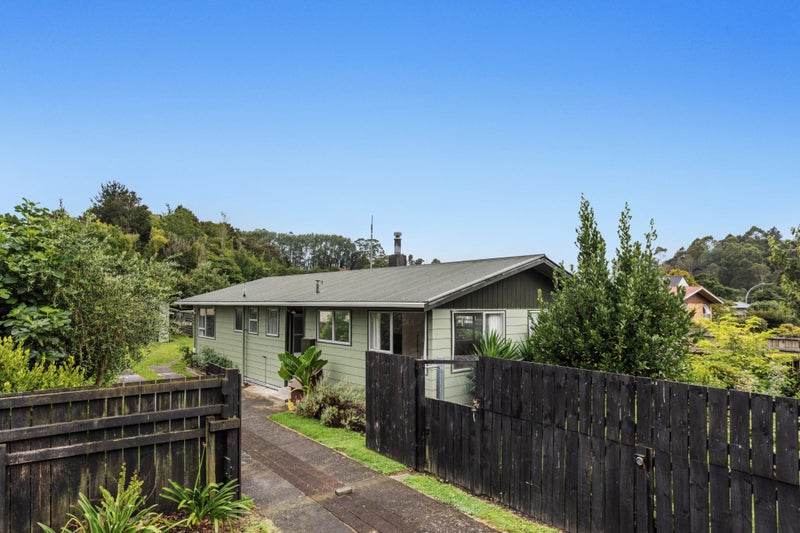 11 Ballantrae, Kawerau, Kawerau - Carousel 1