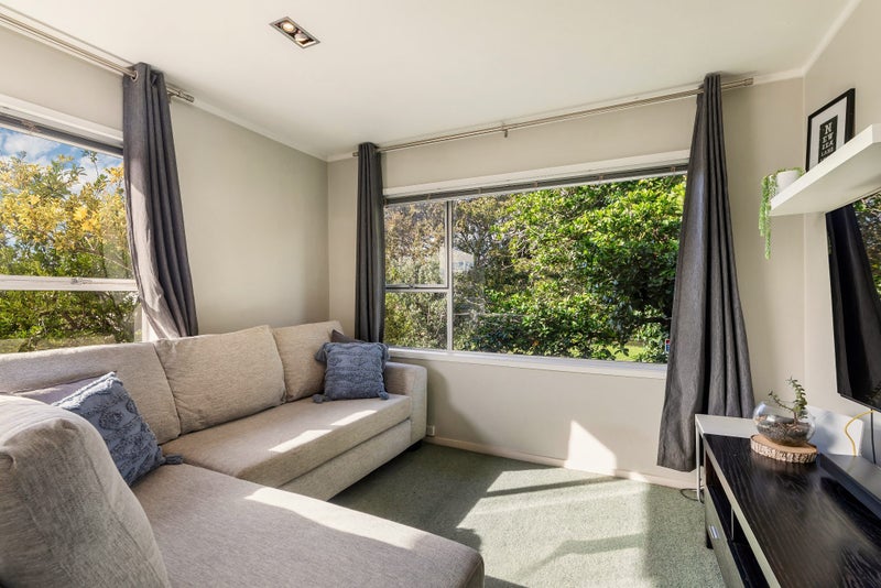 6/189 Hendon Avenue, Owairaka, Auckland - Carousel 1