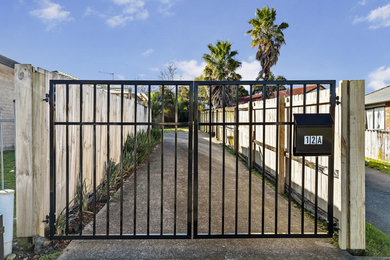 12A Manston Road, Mangere, Auckland - Carousel 2