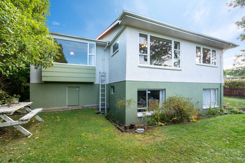 69 Oakwood Avenue, Maryhill, Dunedin - Carousel 1