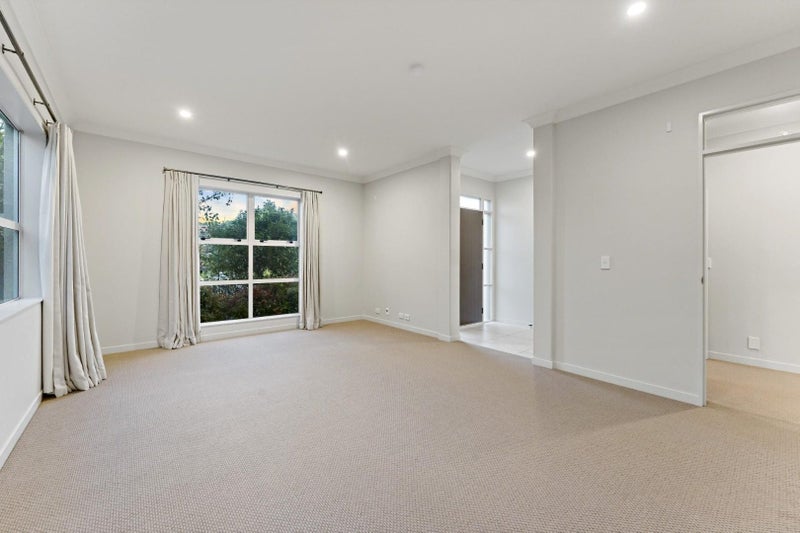 32 Guard Crescent, Stonefields, Auckland - Carousel 18
