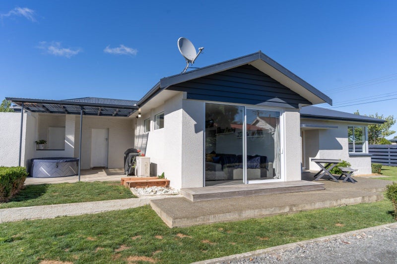 41 Park Street, Winton, Winton - Carousel 2