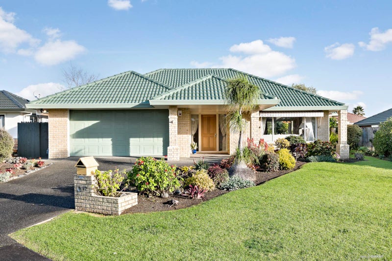 17 Ballycullanie Place, Dannemora, Auckland - Carousel 1