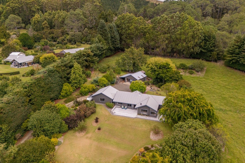 1043E Tairua Whitianga Road, Whenuakite, Whitianga - Carousel 1