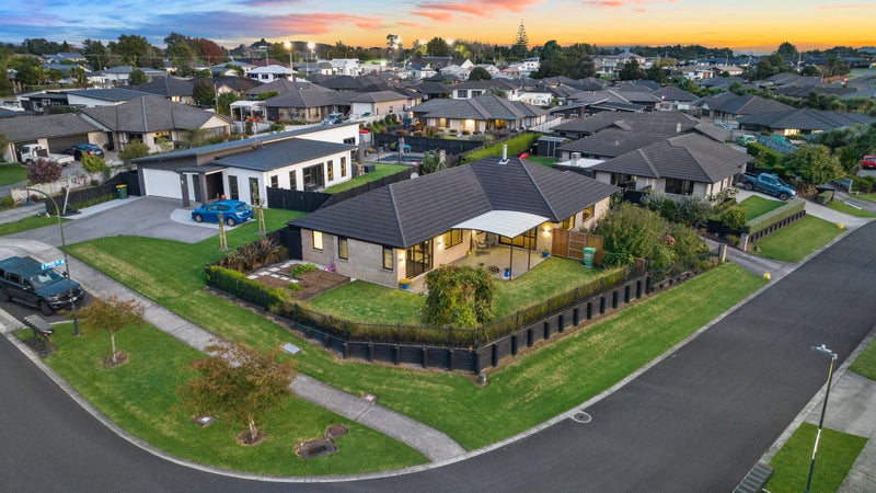 1 Mirabell Place, Patumahoe, Pukekohe - Carousel 2