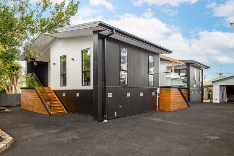 165 Seaview Road, New Brighton, Christchurch - Carousel 1