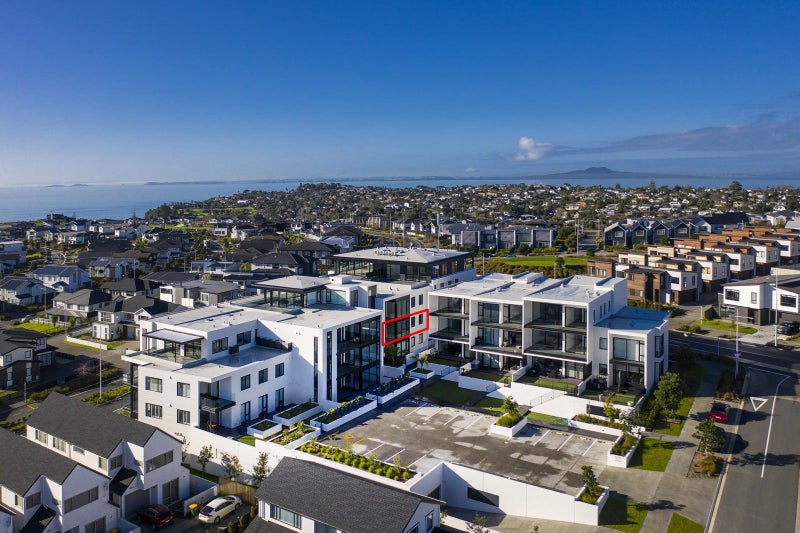 305/64 Te Oneroa Way, Long Bay, Auckland - Carousel 18