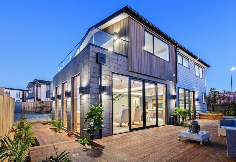 24 Hooten Place, Oteha, Auckland - Carousel 3