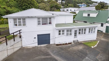 8 Ohariu Road, Johnsonville, Wellington - Carousel 1