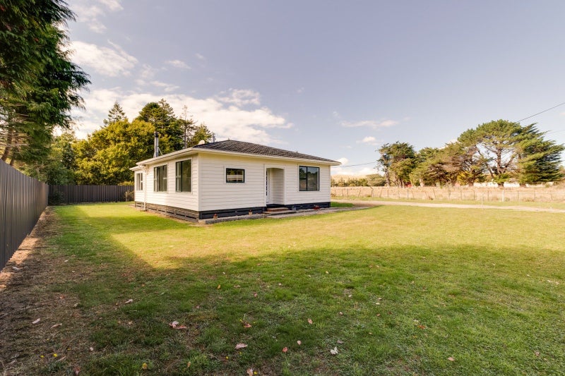 45 Stanly Street, Eketahuna - Carousel 1