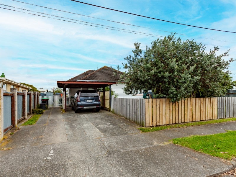 19 Mason Avenue, Maraenui, Napier - Carousel 15