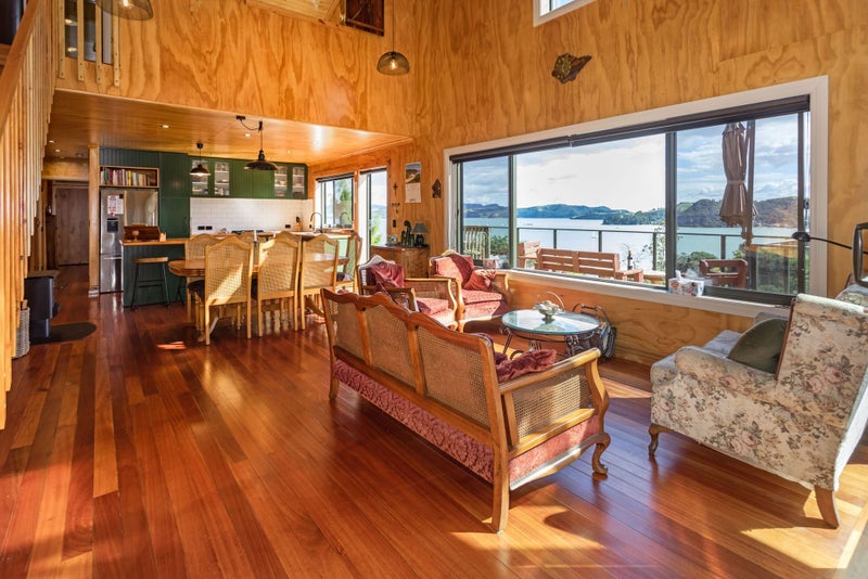 492 Wyuna Bay Road, Wyuna Bay, Coromandel - Carousel 2