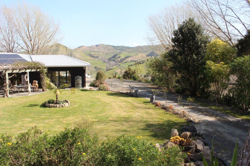 233 Hedgeley Road, Eskdale, Napier - Carousel 2