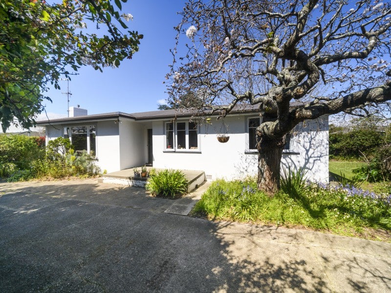 1 Antrim Place, Hokowhitu, Palmerston North - Carousel 1