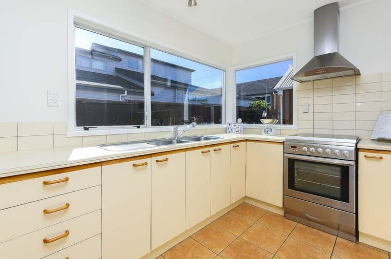 25A Rogan Street, Mount Roskill, Auckland - Carousel 1