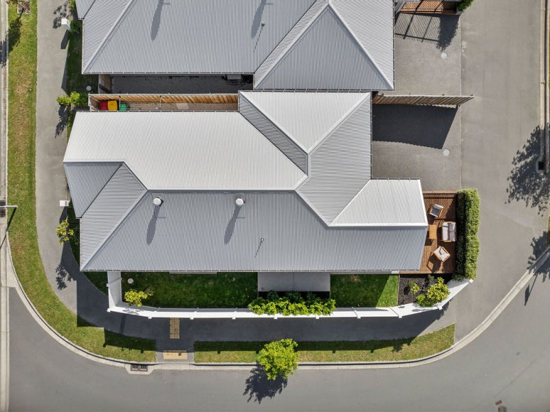 7 Eminence Drive, Northwood, Christchurch - Carousel 24