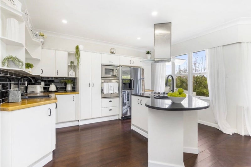 400 Ulster Street, Beerescourt, Hamilton - Carousel 2