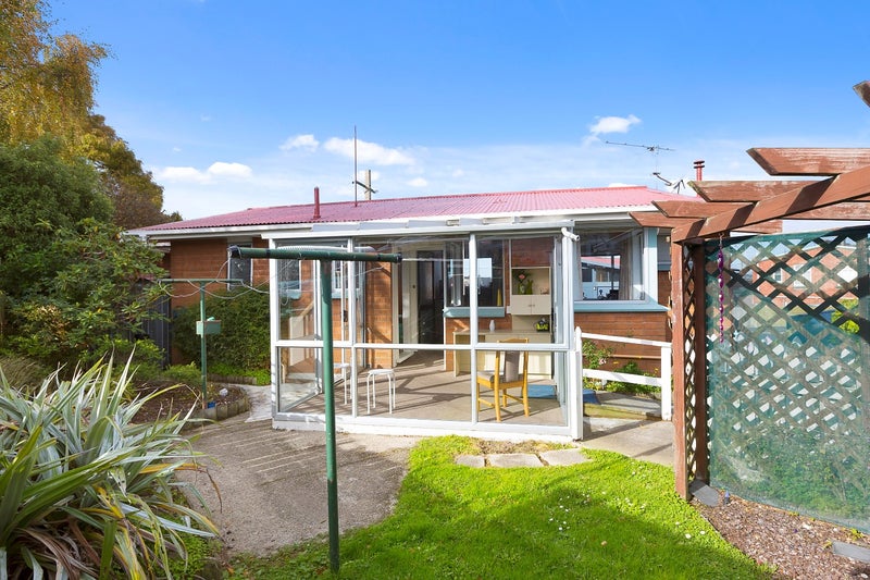 17A Ruskin Terrace, Caversham, Dunedin - Carousel 2