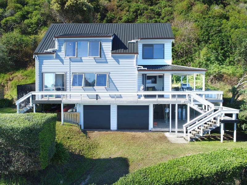 57 The Strand, Onetangi, Waiheke Island - Carousel 20