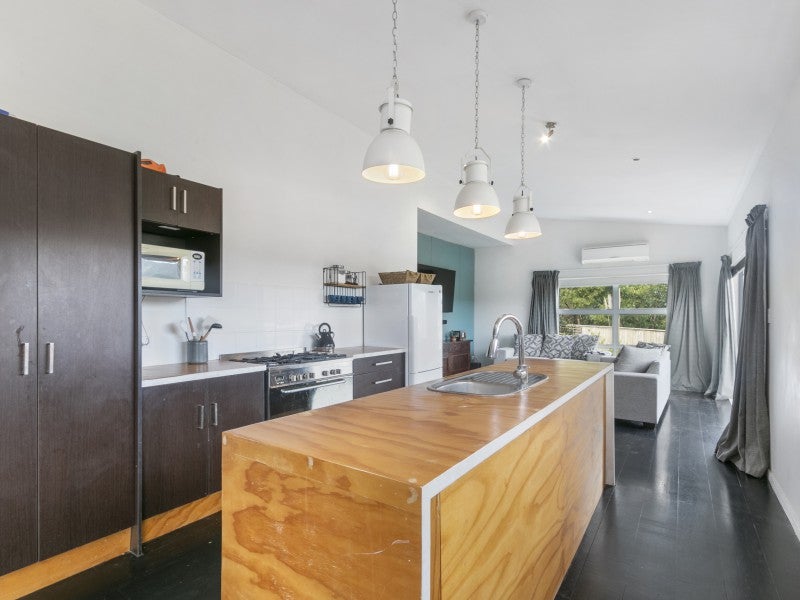 49A Petrie Street, Wainuiomata, Lower Hutt - Carousel 2
