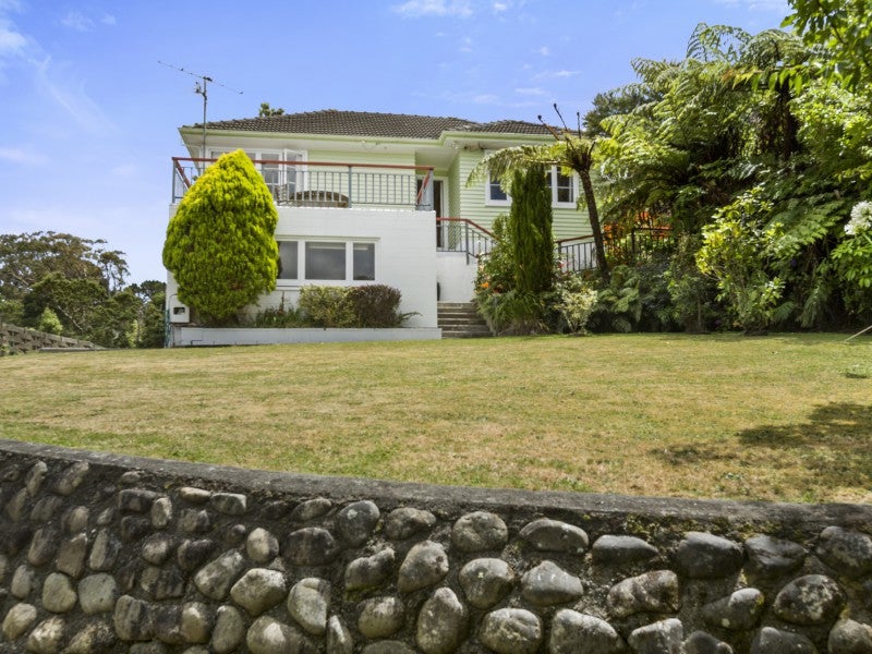 51 Belmont Terrace, Belmont, Lower Hutt - Carousel 2