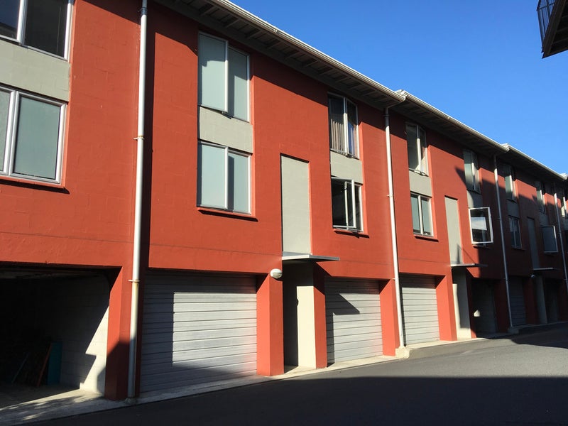 33P Charlotte Street, Eden Terrace, Auckland - Carousel 13