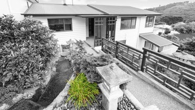 65 Maungaraki Road, Korokoro, Lower Hutt - Carousel 1