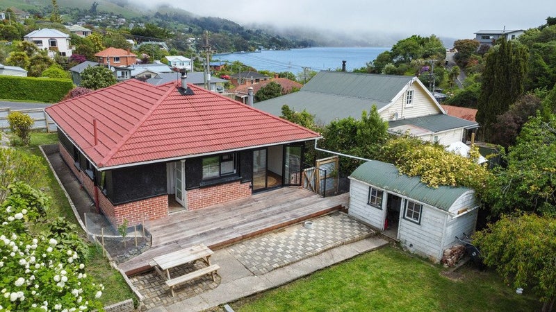 5 Gorman Street, Macandrew Bay, Dunedin - Carousel 1