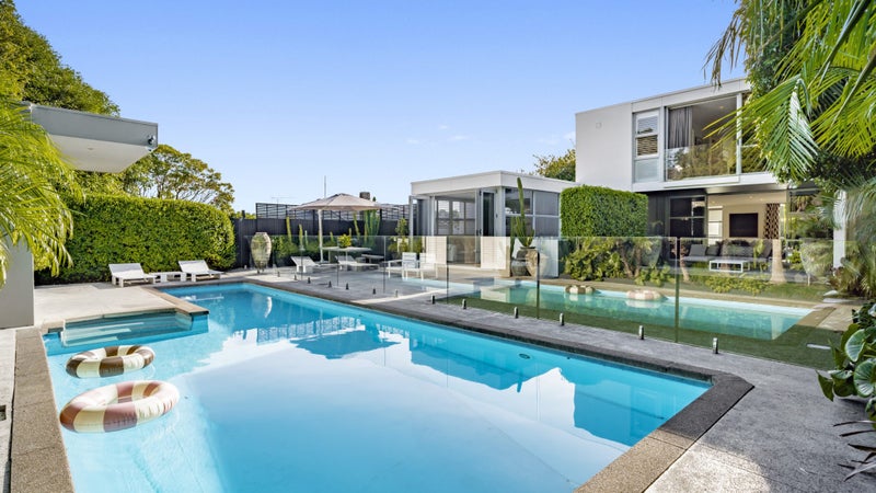 8 Stirling Street, Remuera, Auckland - Carousel 1