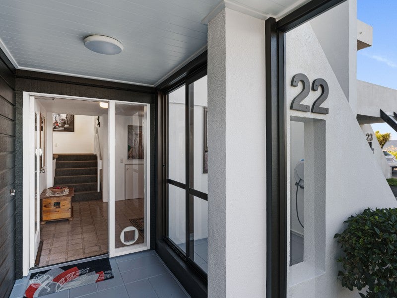 22 Tamahine Street, Maupuia, Wellington - Carousel 2