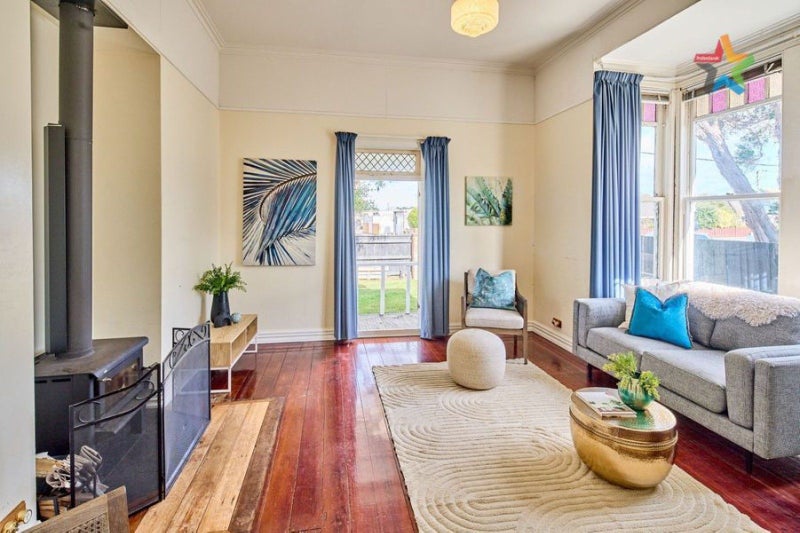 30 Whites Line West, Woburn, Lower Hutt - Carousel 2