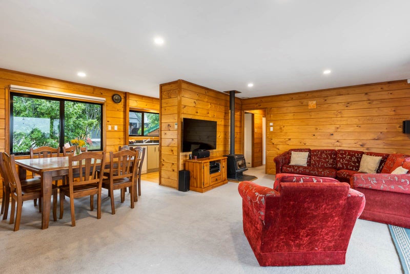 2/56 Blockhouse Bay Road, Avondale, Auckland - Carousel 2