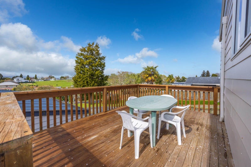 4 Moule Street, Kihikihi, Te Awamutu - Carousel 2