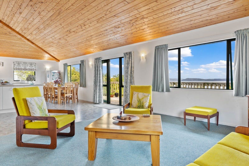 17 Te Arahori Road, Turangi - Carousel 1