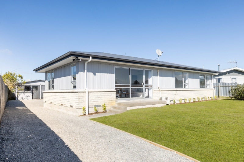 61 Diaz Drive, Flaxmere, Hastings - Carousel 1