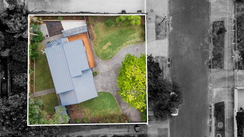 37A Silverton Avenue, Wai o Taiki Bay, Auckland - Carousel 1