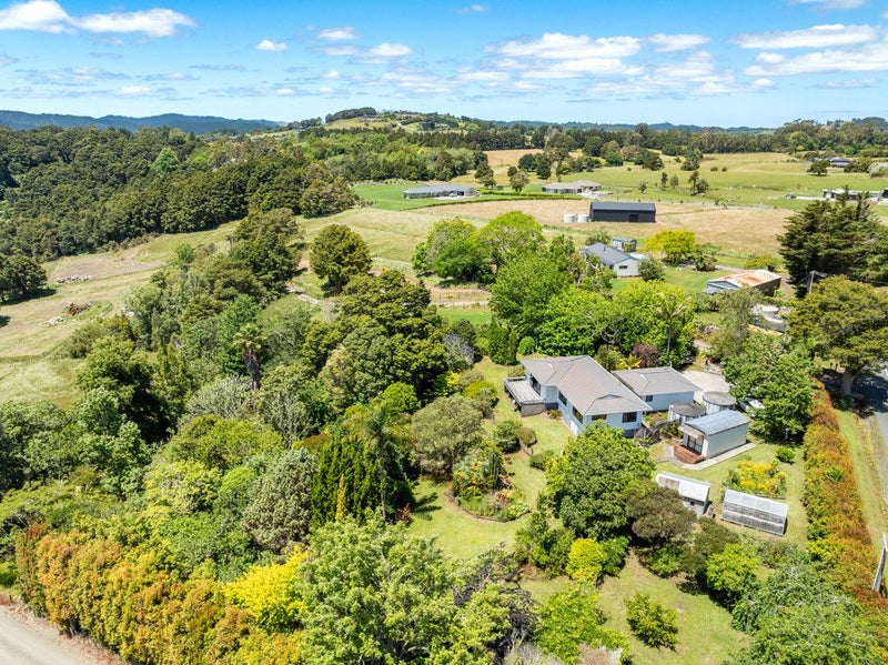 457 Crane Road, Kamo - Carousel 17