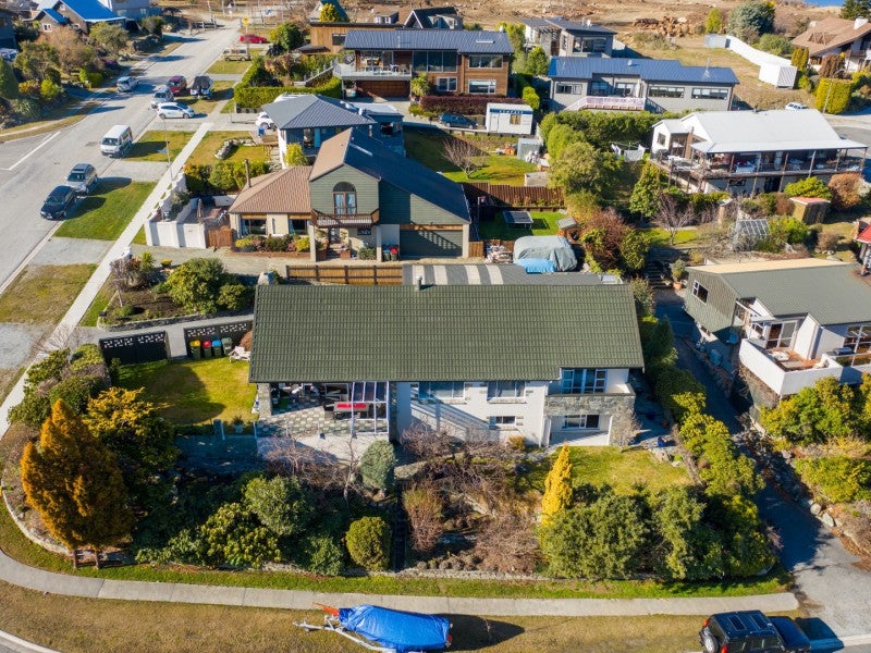 11 Poplar Drive, Kelvin Heights, Queenstown - Carousel 26