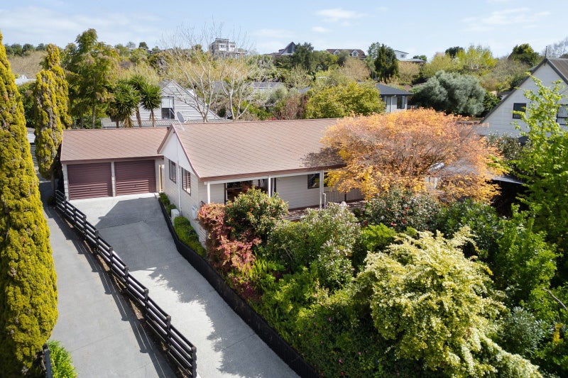 10 Houhere Place, Pukete, Hamilton - Carousel 1