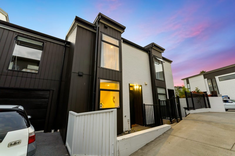 7B Reg Pearce Way, Glen Innes, Auckland - Carousel 2