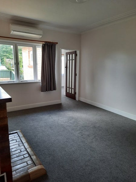 107 Grey Street, Hamilton East, Hamilton - Carousel 2